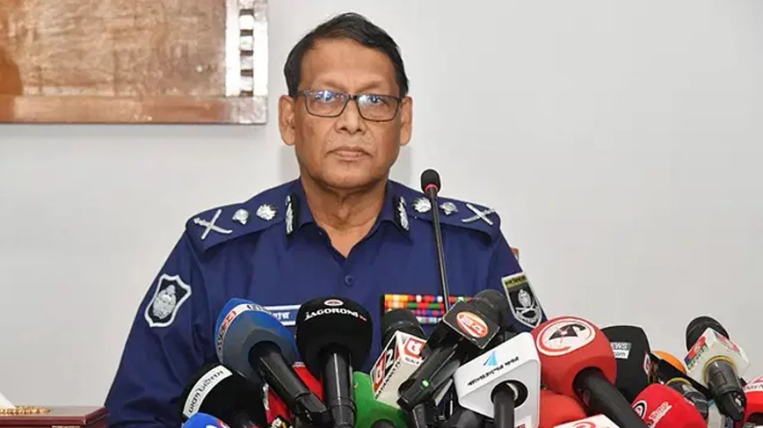 এখনো উদ্ধার হয়নি লুট হওয়া ২ হাজার ৩৩০টি অস্ত্র: আইজিপি